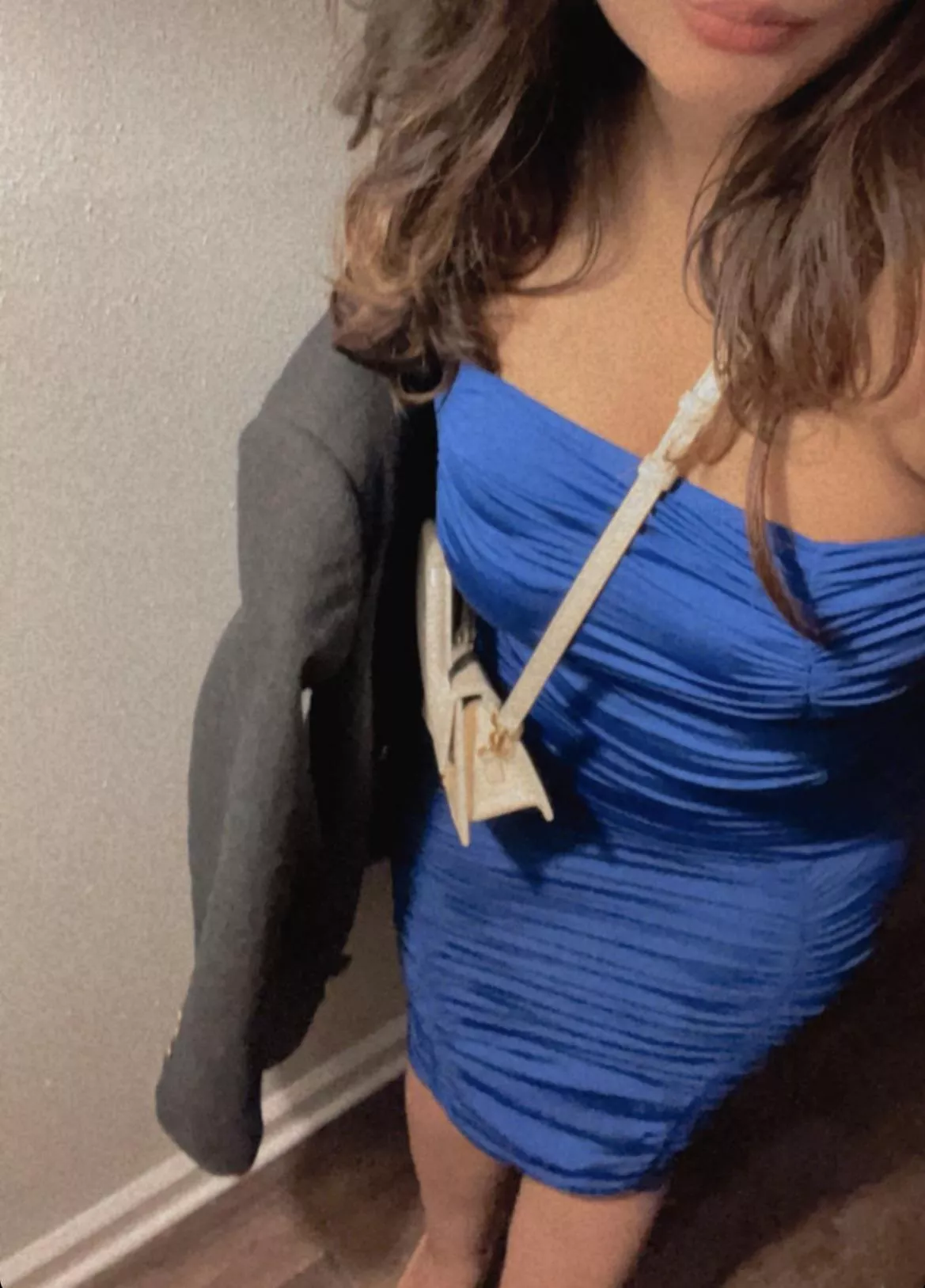 My wife made her her own reddit check her out /u/[kinkydesislut] [f] posted by hubbyshowingoffwife