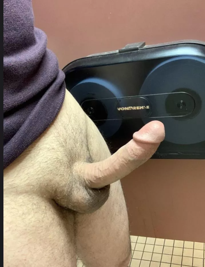 My wife says my cut cock is pretty “perfect”. Do you agree? posted by MadeUpName246