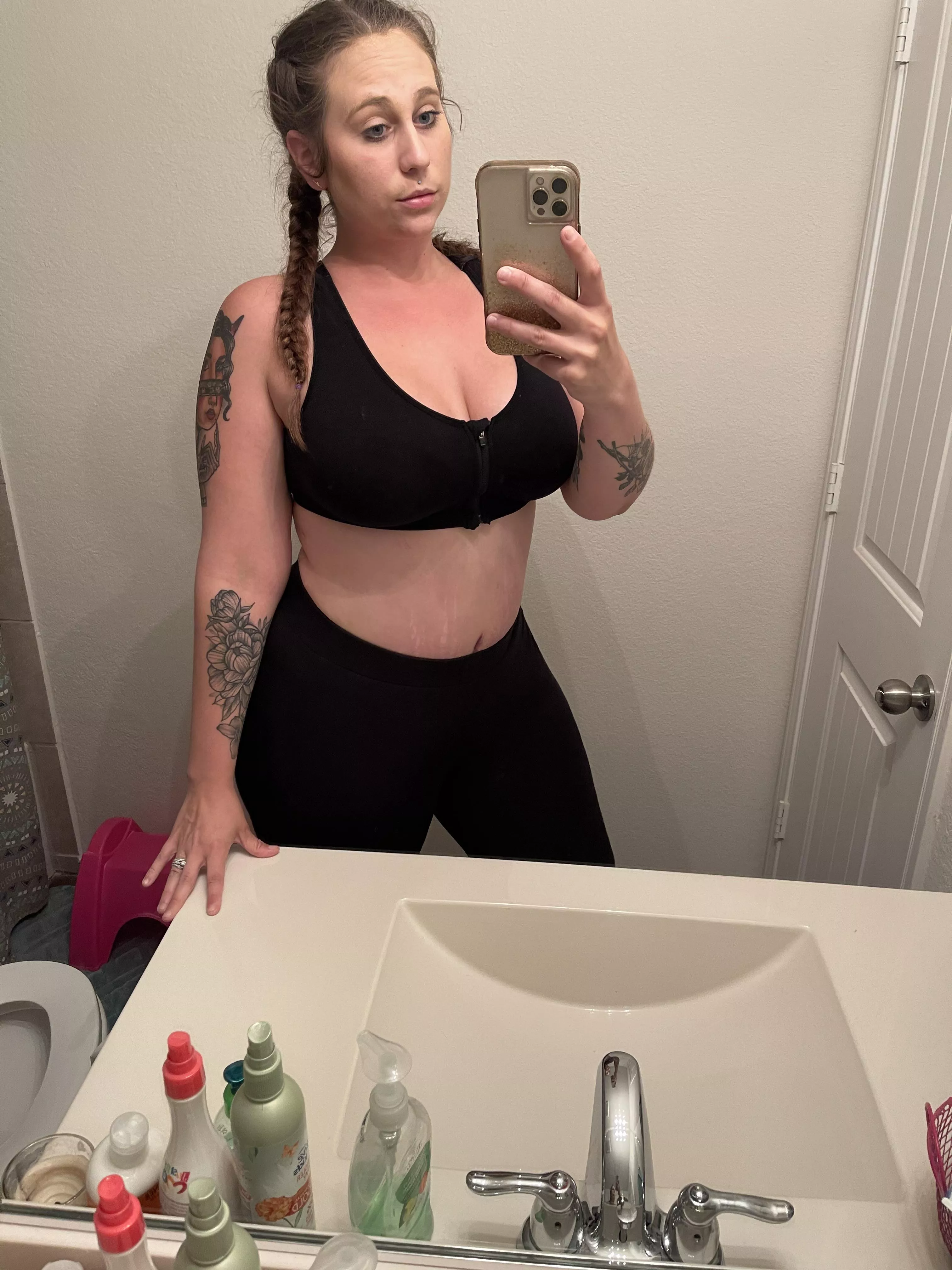 My wife wants a new regular bull in the Fort Worth area. posted by Mywifelikesitbig