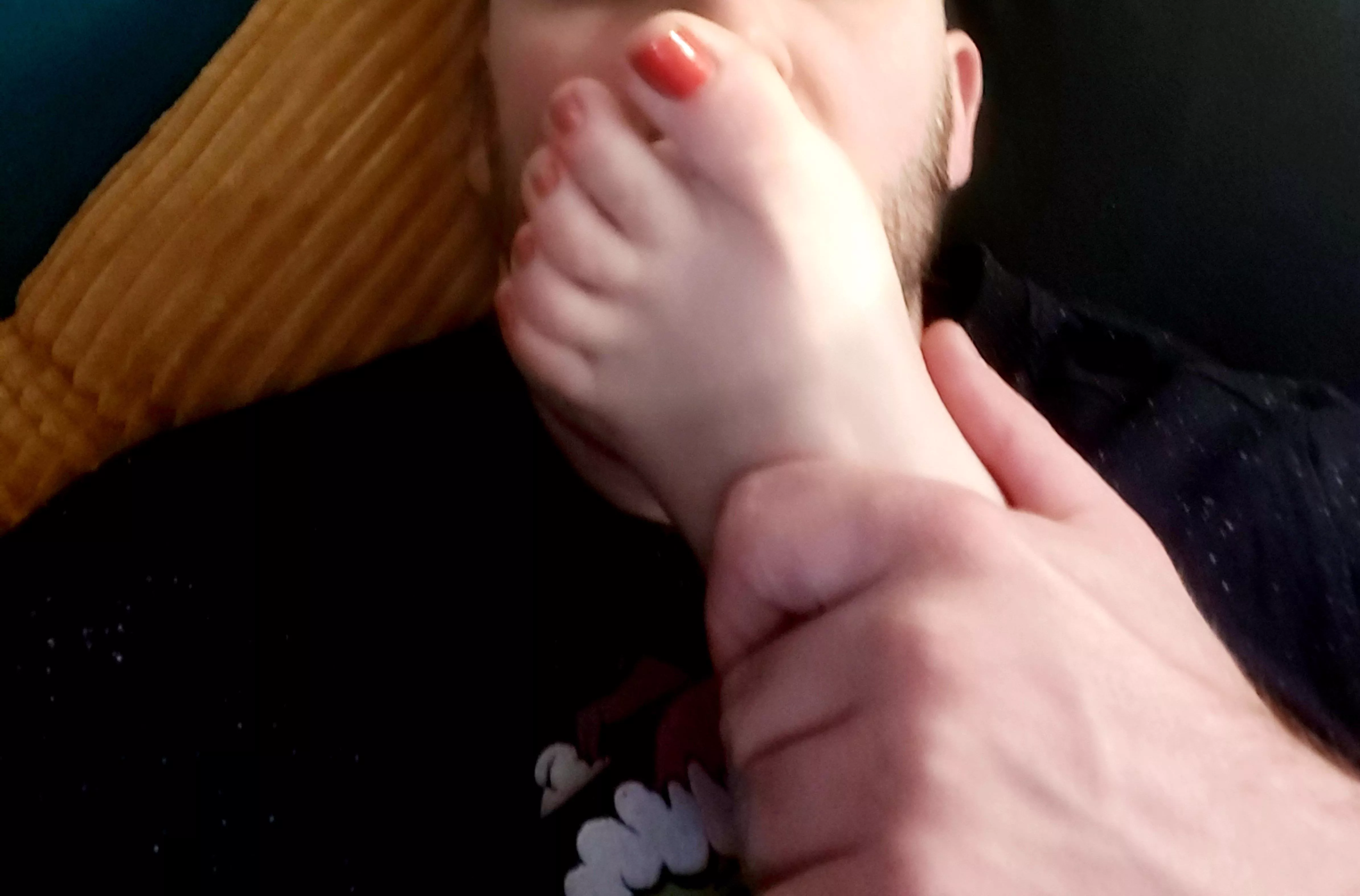 my wife's feet are so small posted by swift_weasel