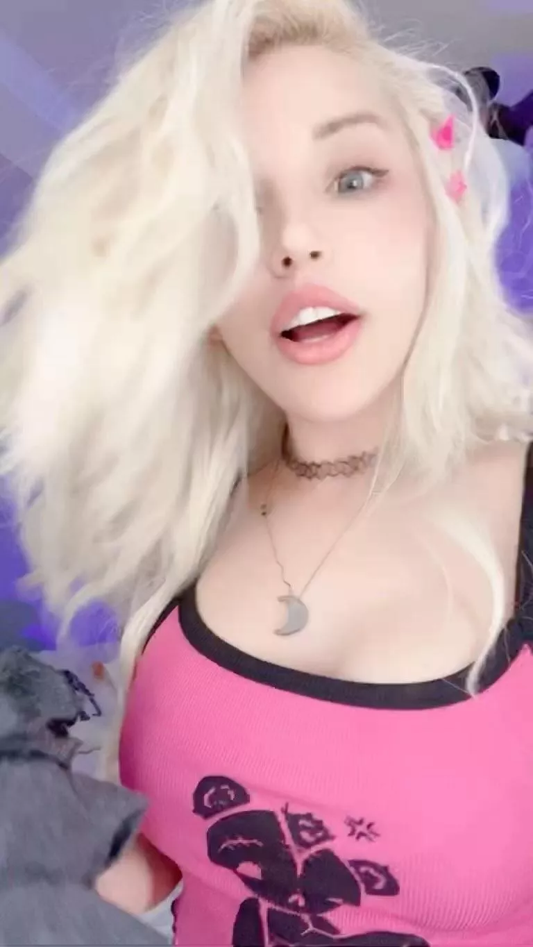 mycherrycrushx (@mycherrycrushx) [Instagram] posted by Maxwell-95