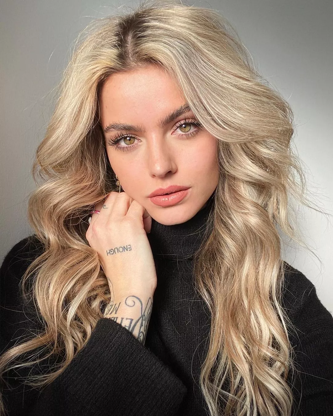 Nadine Wimmer posted by Blu3Jell0P0wd3r