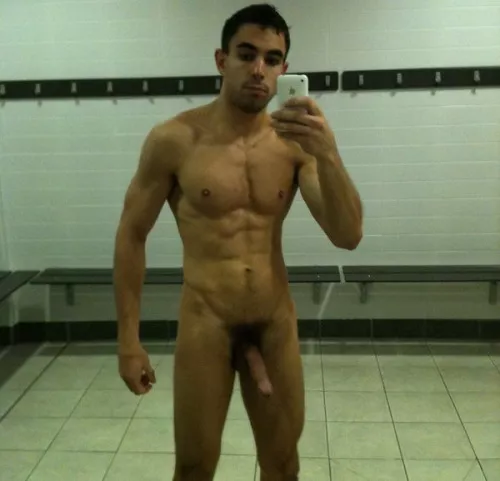 Naked and alone posted by gaypicsposter_