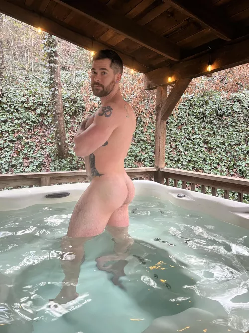 Naked hot tub time by thatyogafvcker
