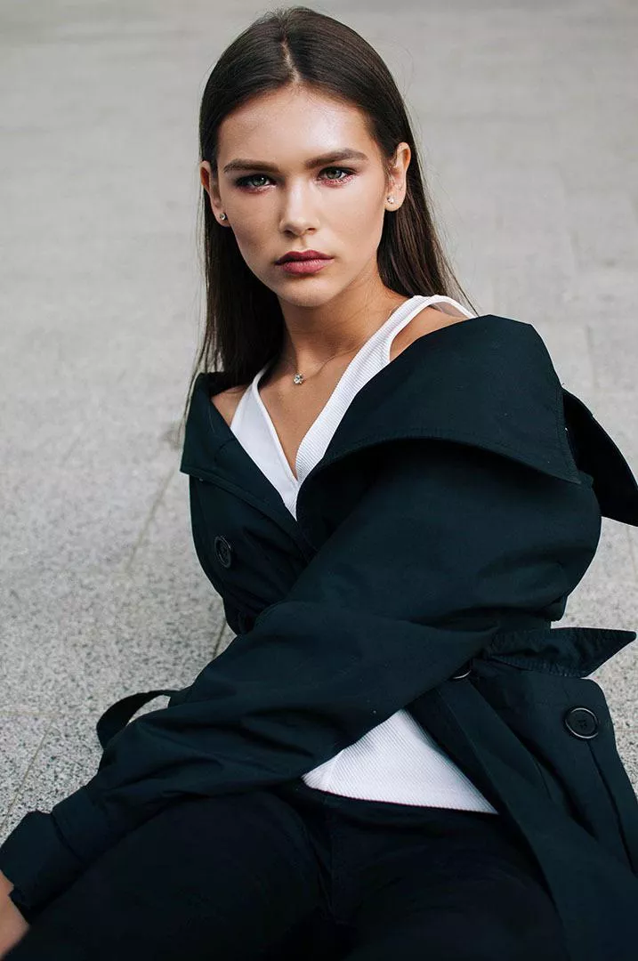 Nana Ruskevych posted by bobbyUP-MKII