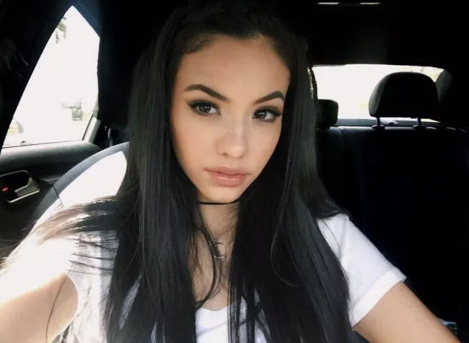 Natalie Valerin by whos_high_pitch