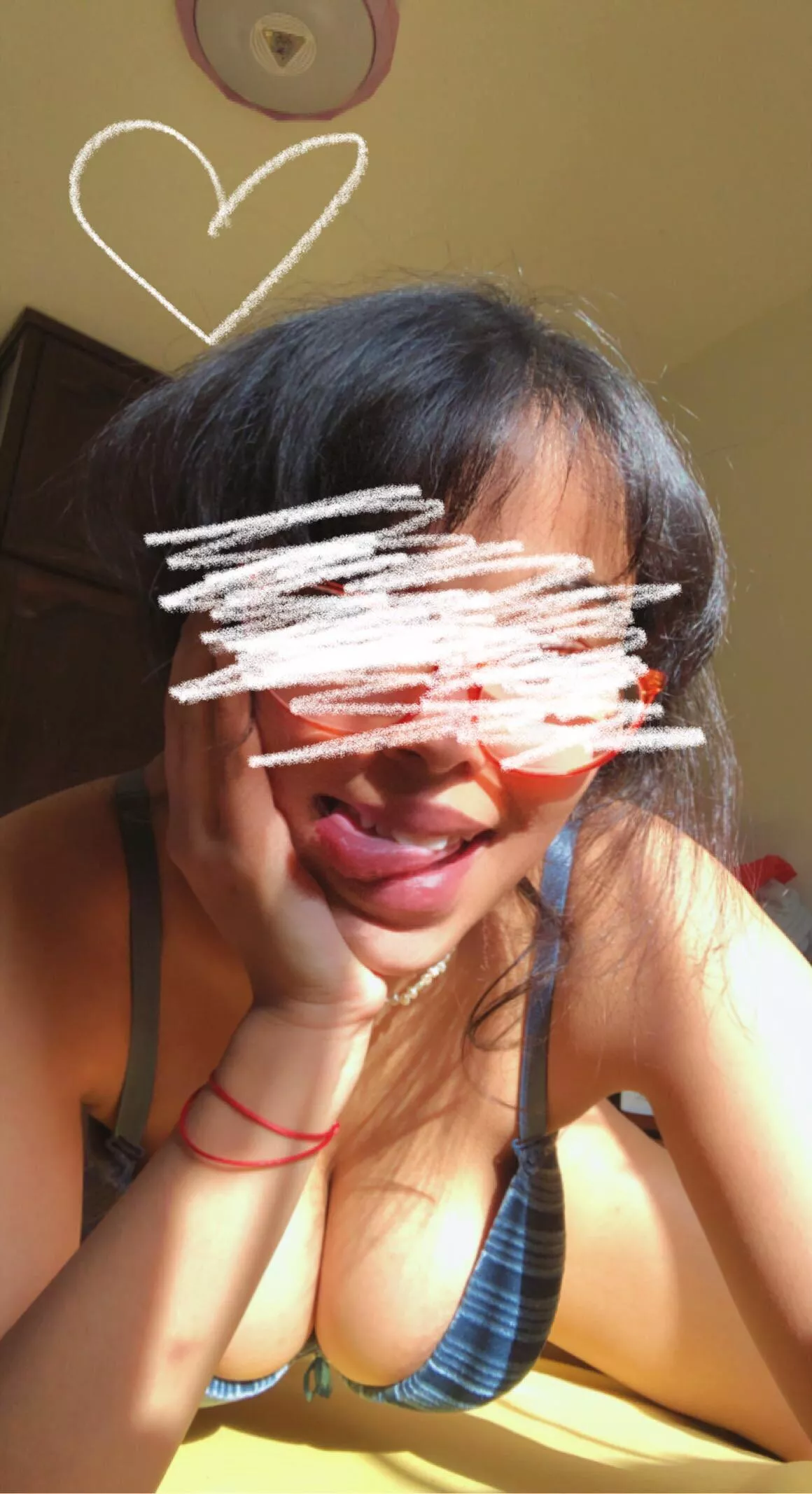 NAUGHTY ARABIC TEEN SLUT MISBEHAVING LINK BELOW posted by arab_teen