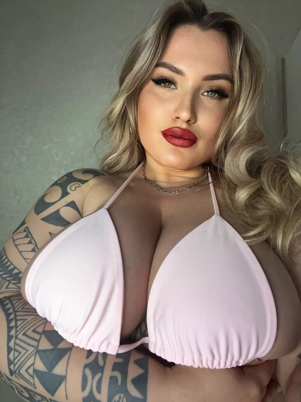 🔥Naughty girl🔥She wants to be your to do list tonight🔥 posted by swagruspanda