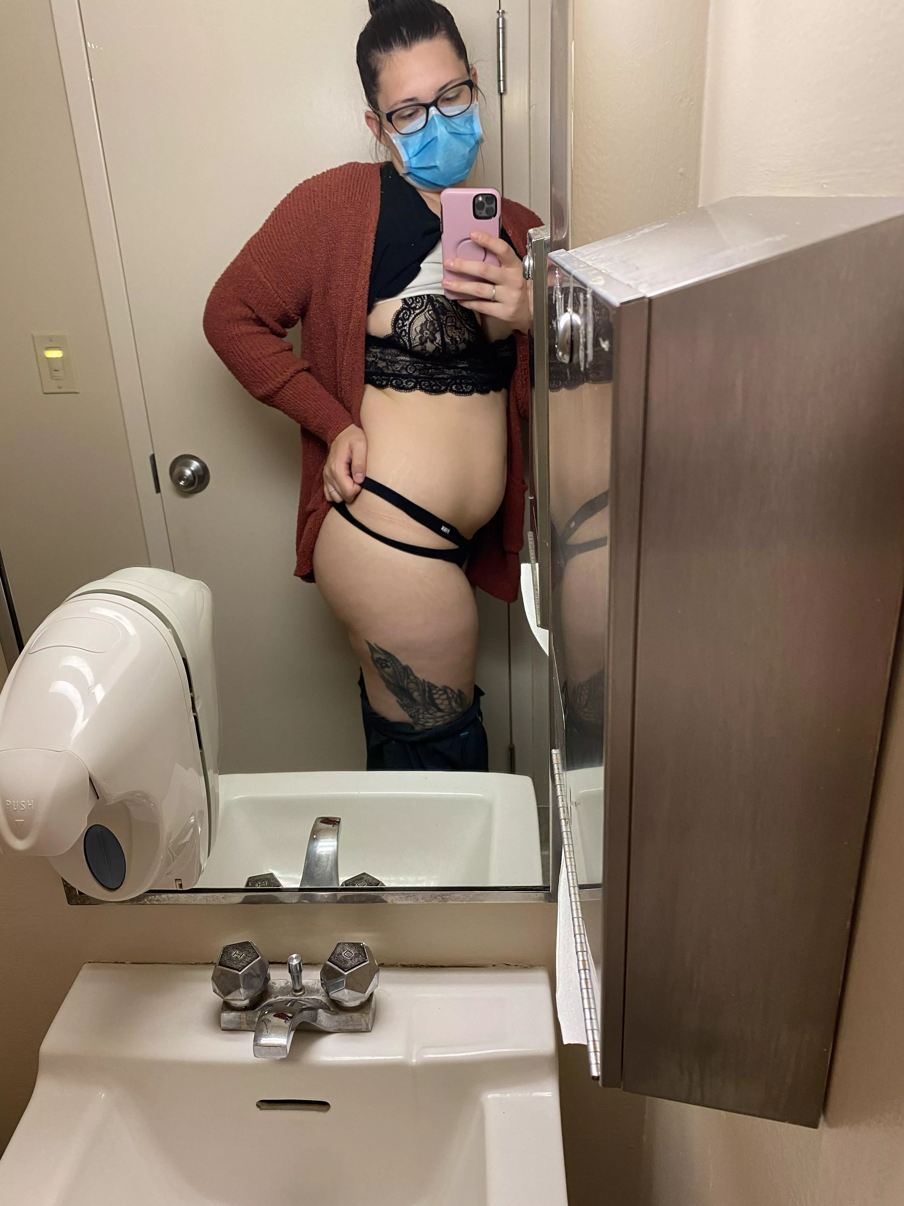 Naughty Nurse 🩺🍑👅😈 posted by milffmomma6969