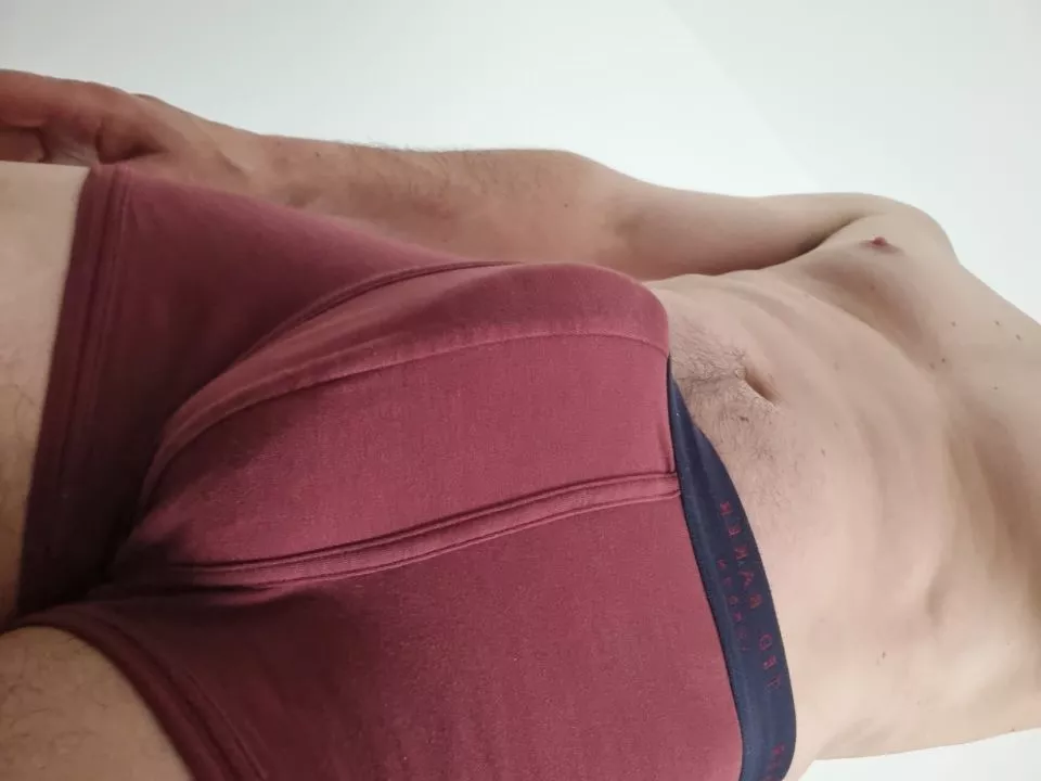 nearly the wk end 🙂 posted by ArmSame4685