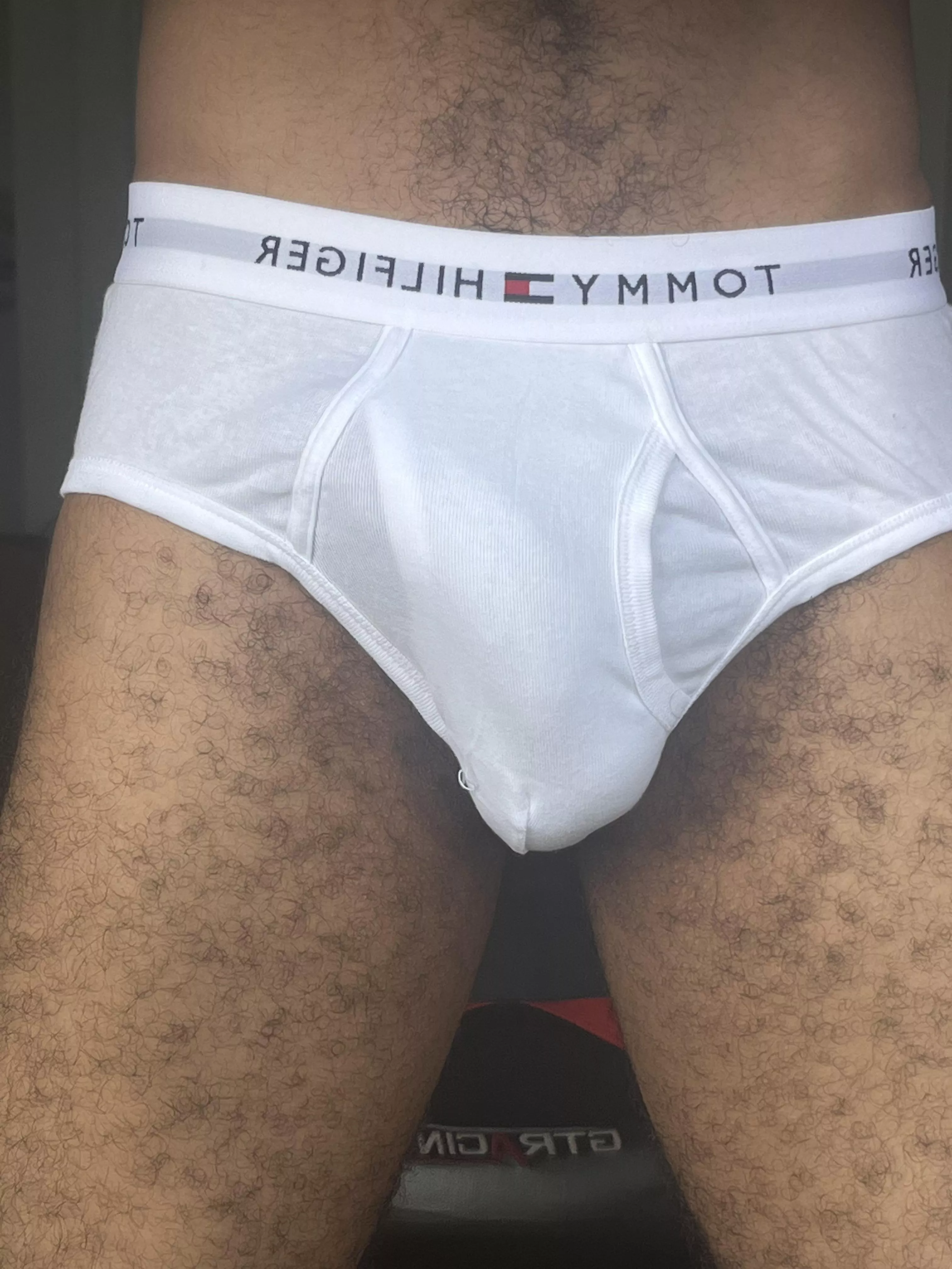 Need a bro I can compare bulges with 😏 posted by bateworld123