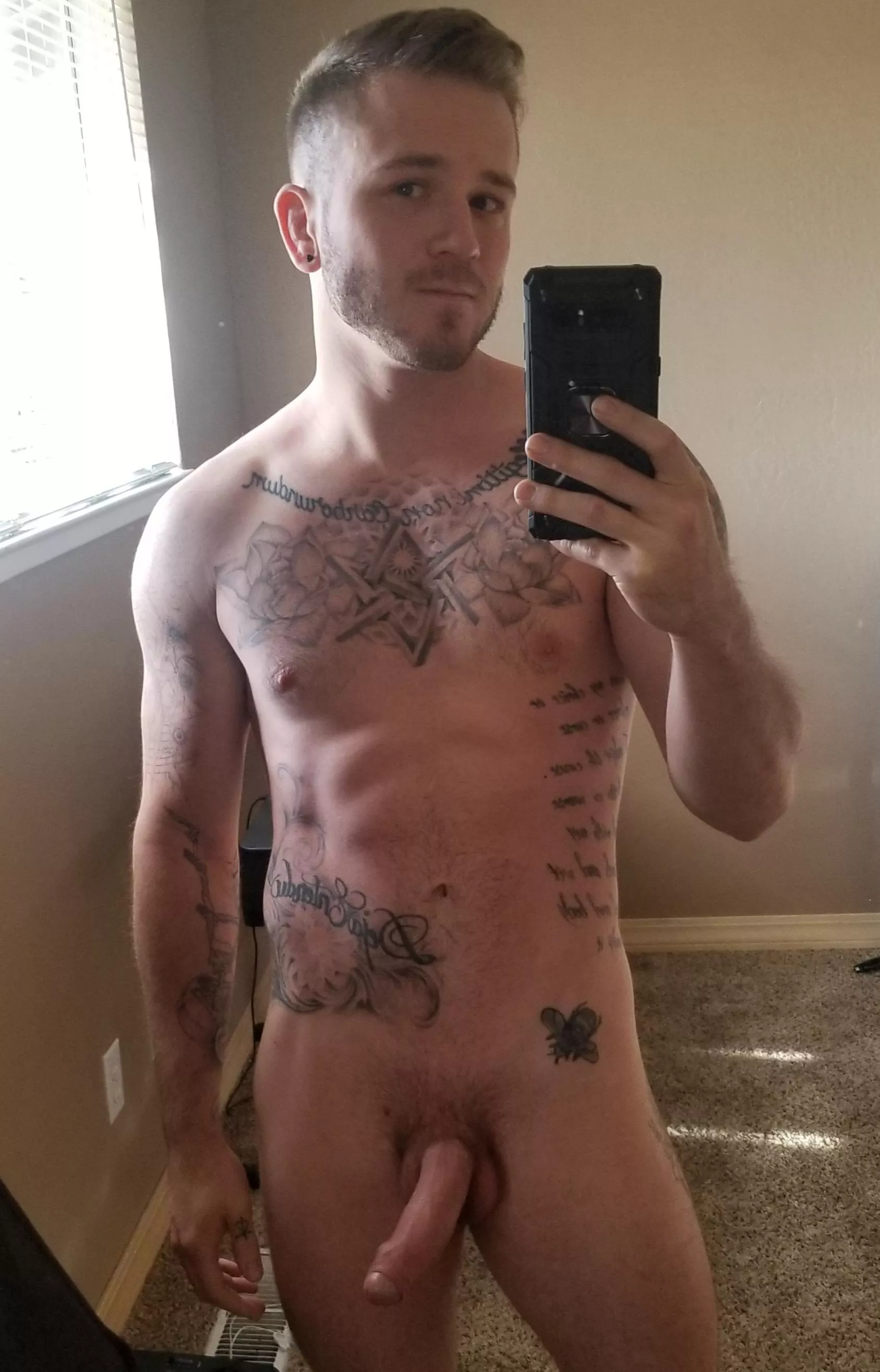 need a bro to hit the gym with me, get them gains💪[29] posted by Andrew-Delta_XXX