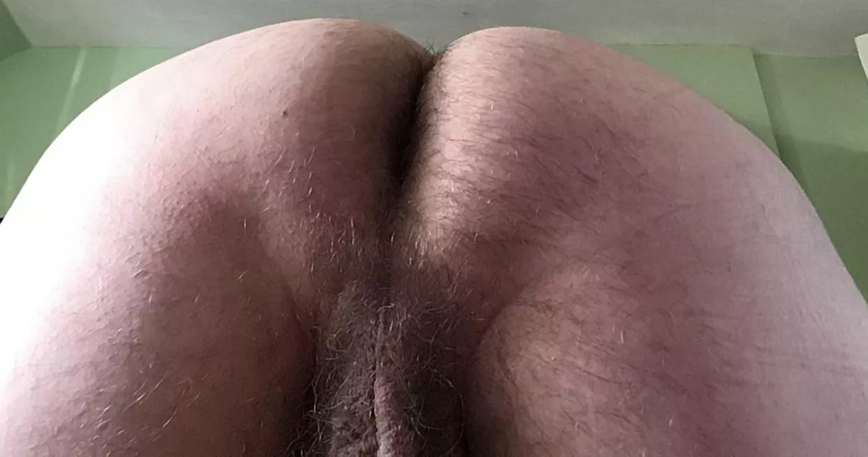 Need a BWC daddy or a BBC to use my pussy posted by RyoBakura1984