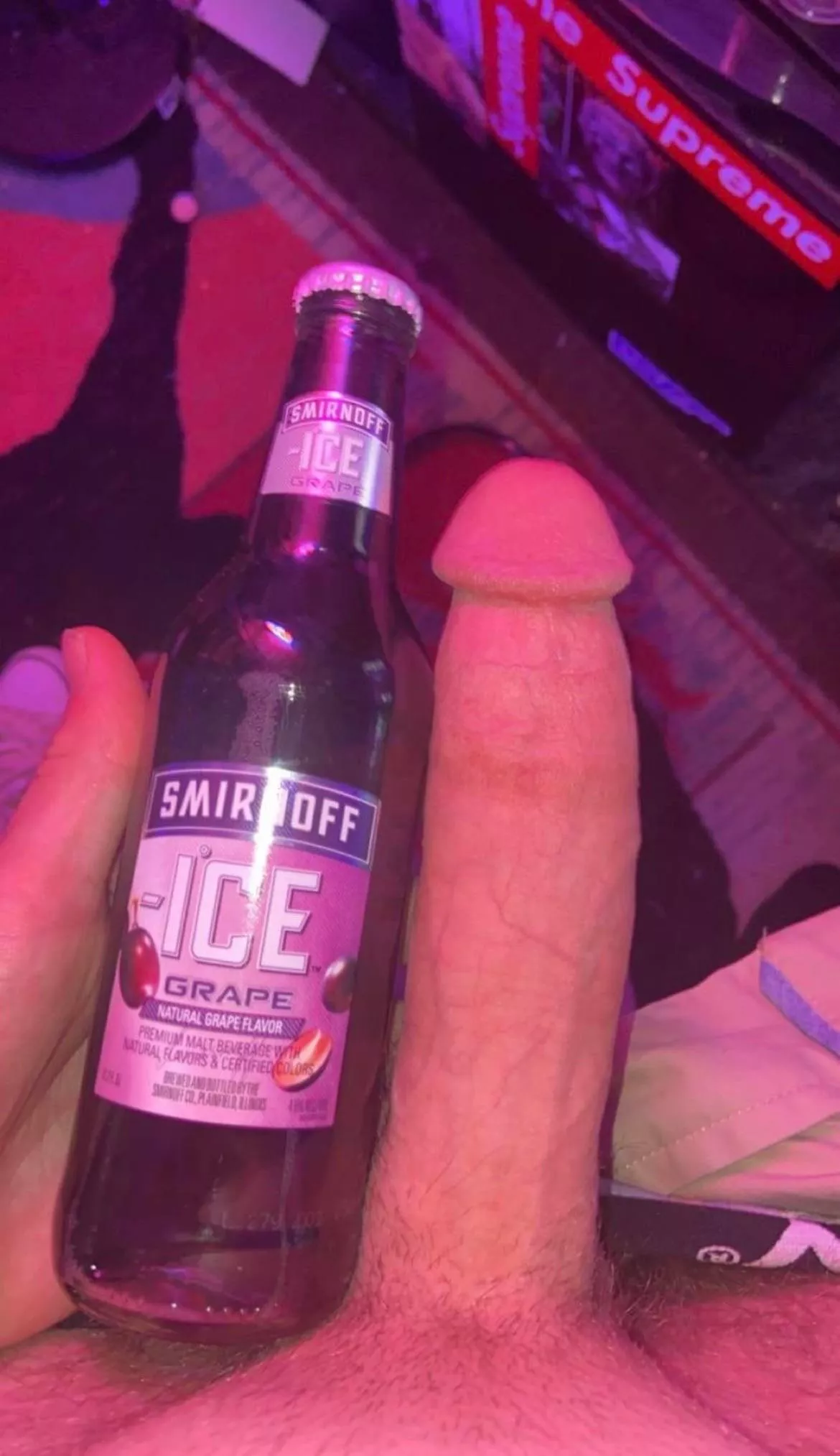 Need a volunteer to suck and fuck this big cock ❤️❤️ posted by Mmmfood21