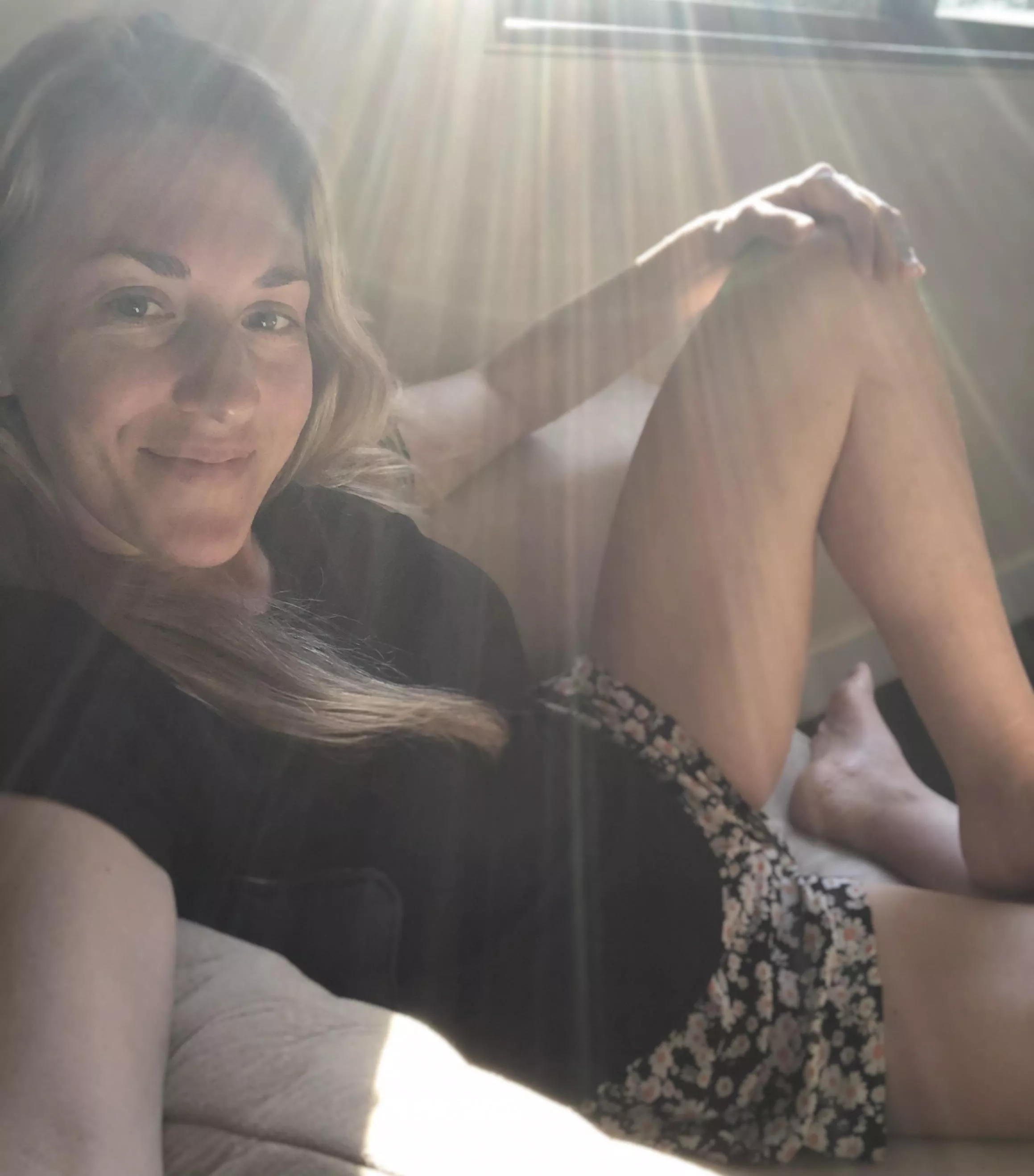 Need longer arms to fit my legs in the photo 😅 (f31) posted by bettyofftherails