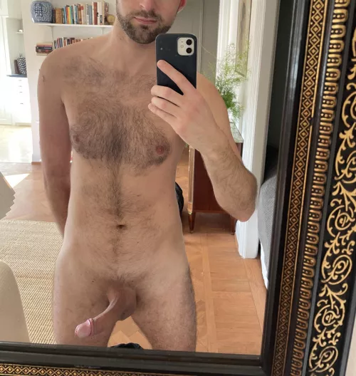 Need some help over here 💁🏽‍♂️ by Swelejas