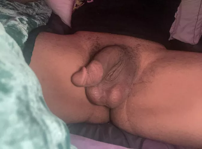 Need someone to suck on them by Drvnkriah