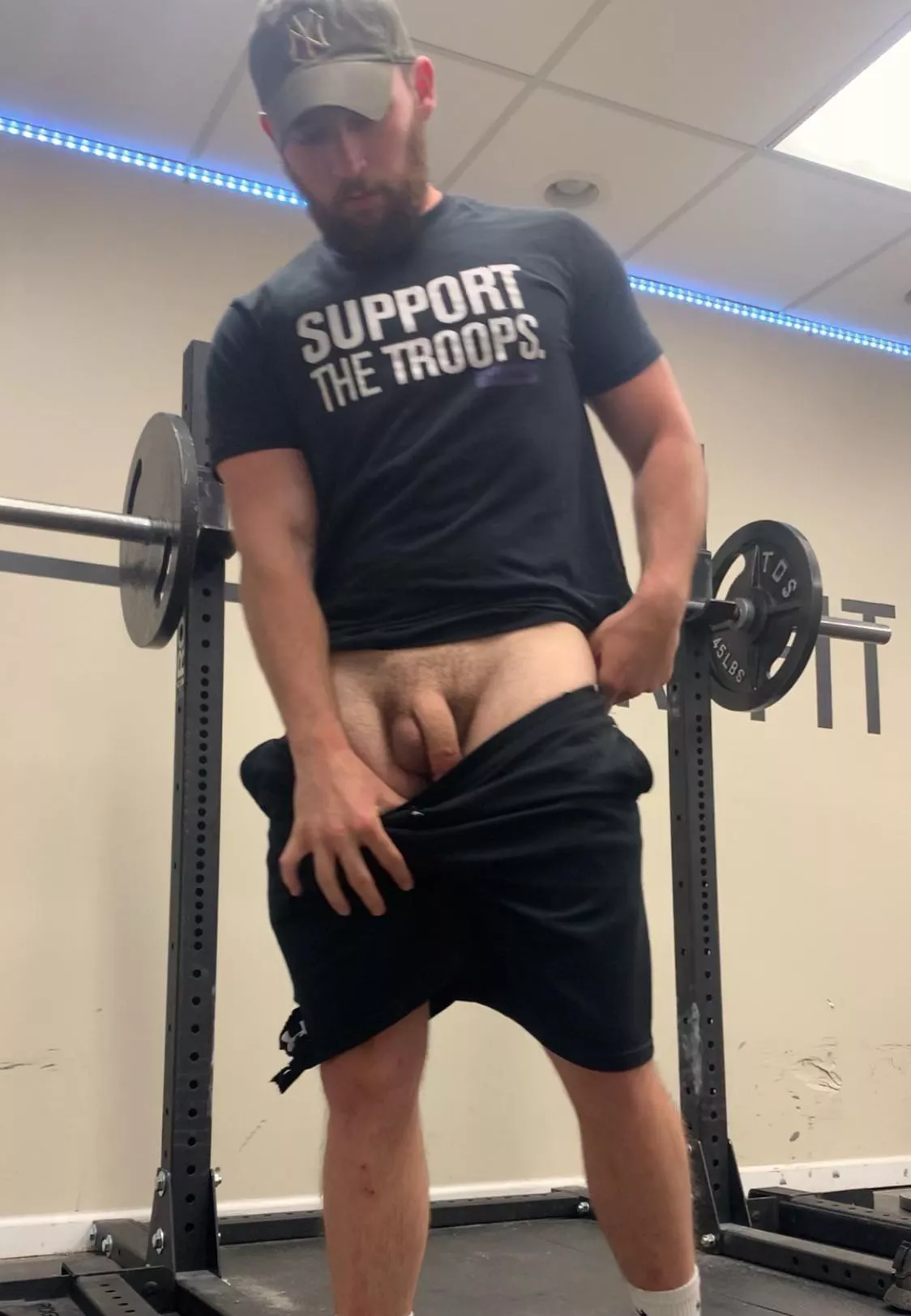 Needed a little extra warm up for squats today [m] posted by burnerrrr54