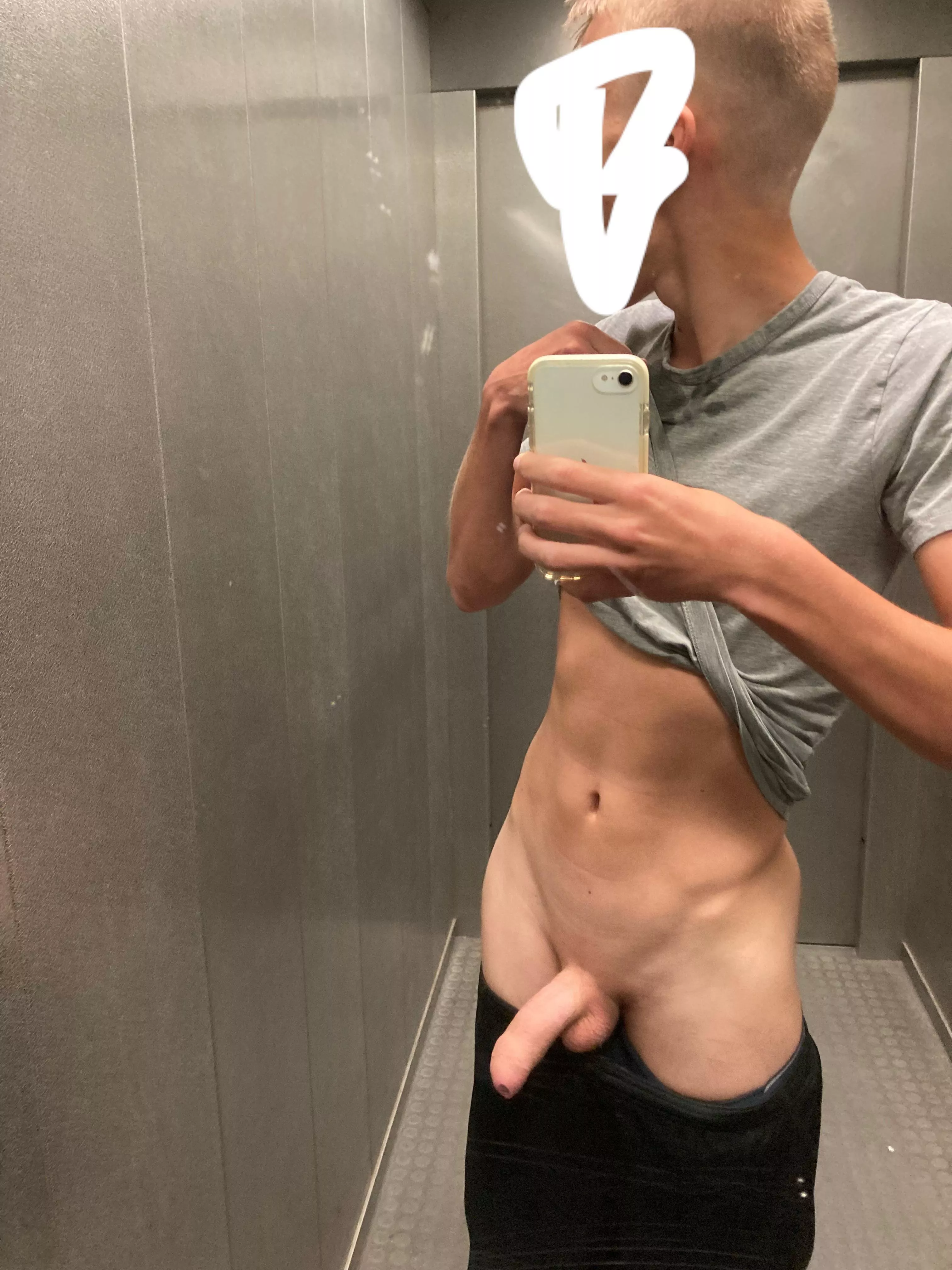 Needs a hand posted by elevatortrh