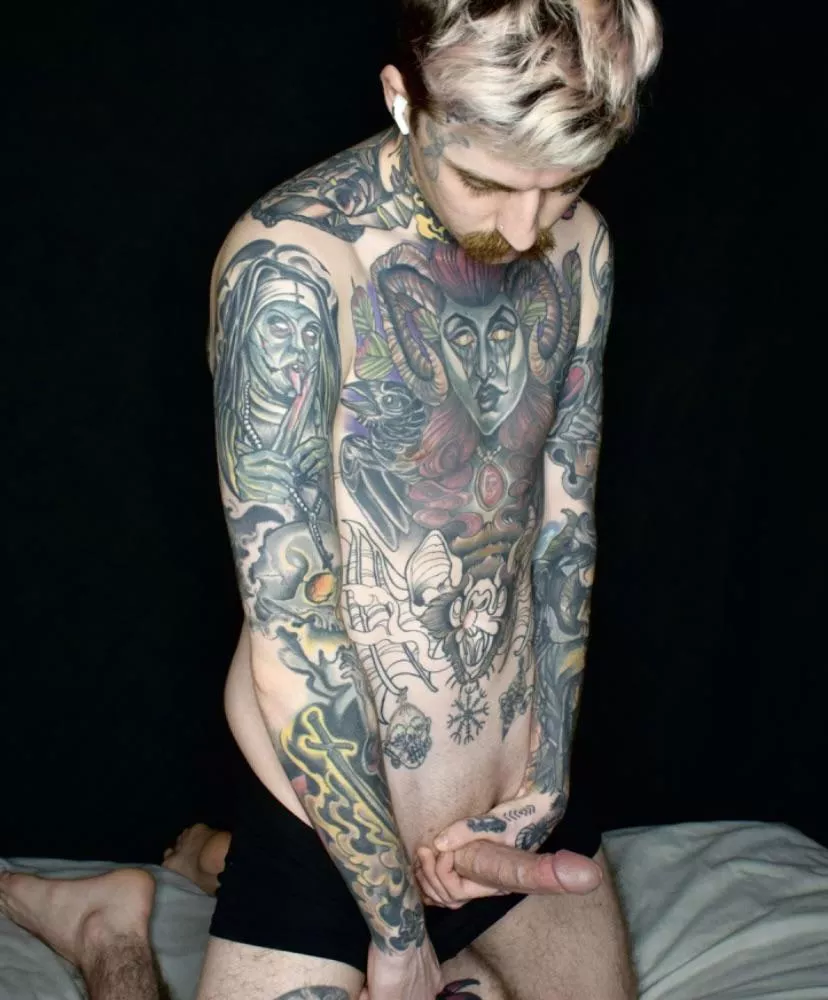 Needs draining 🙄😏 posted by Ghxst_facee