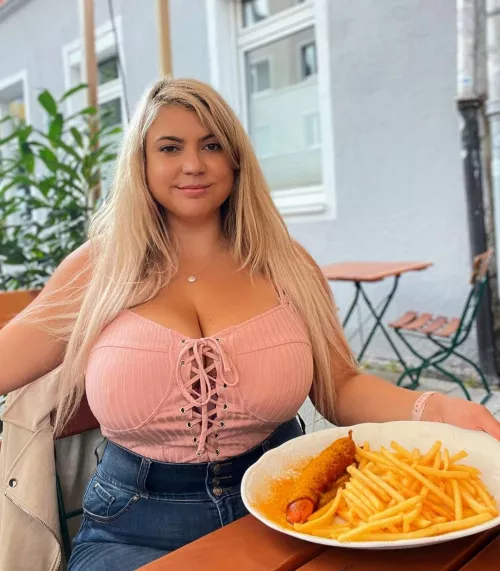 needs no introduction I'm sure, def can't hide them by Charming-Track1747