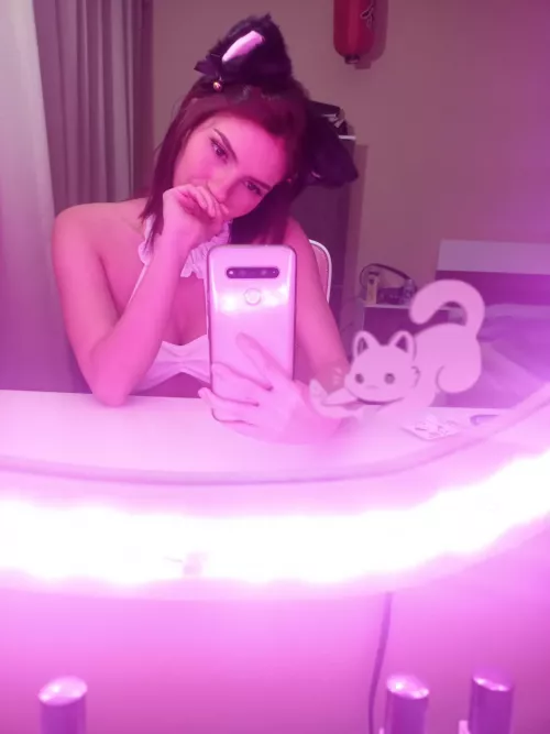 Neon Kitty by kawaiibunny666