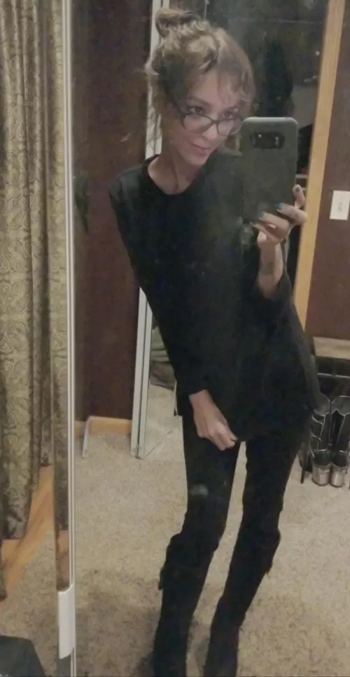 Nerdy, cute, or both? 🤓 by painalpeggy