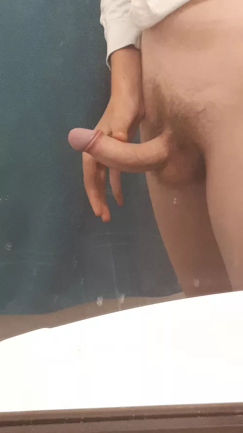 Never done this before I think I'm avg by Marsupial_Mammoth