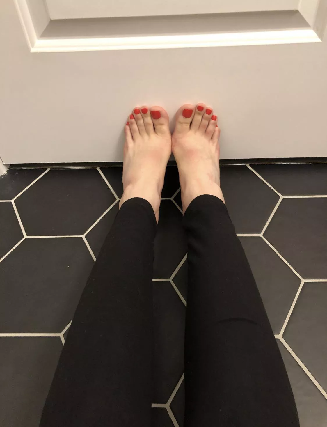 New CD here. Rate my feet :) posted by cdfeet2001