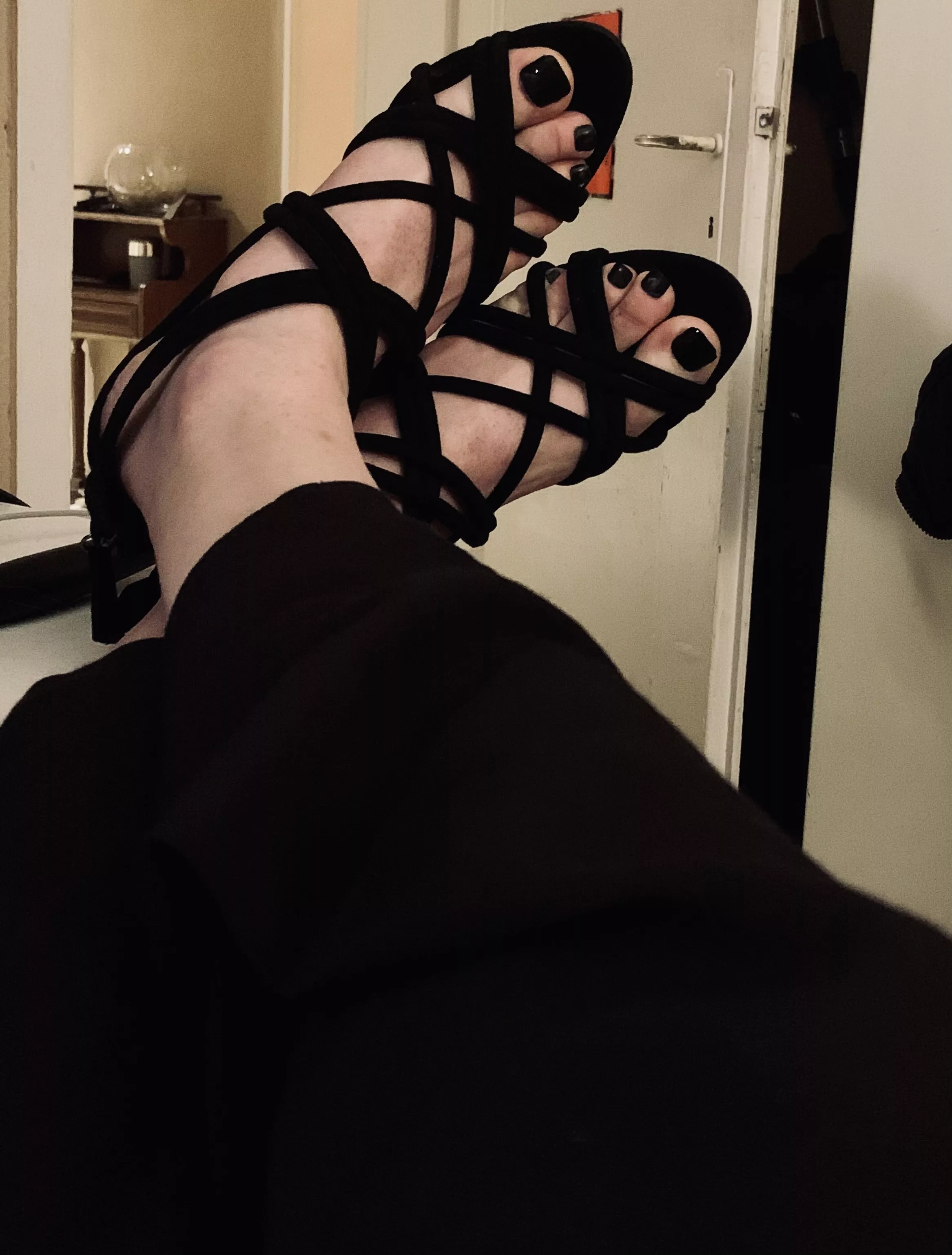 new heels :P posted by Asuna_br0k3n