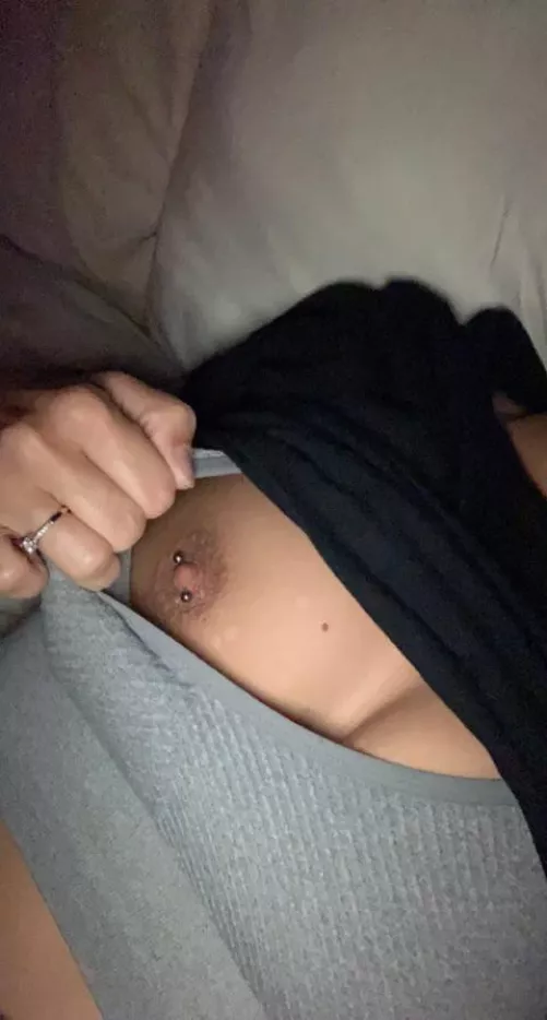 New here and looking for a little fun 😘 by Different_Mode4280