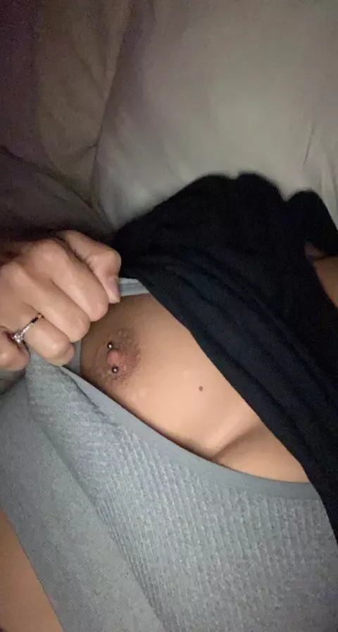 New here and looking for a little fun 😘 posted by Different_Mode4280