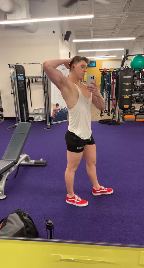 New here around here don’t be afraid to say hello! by Swoon71