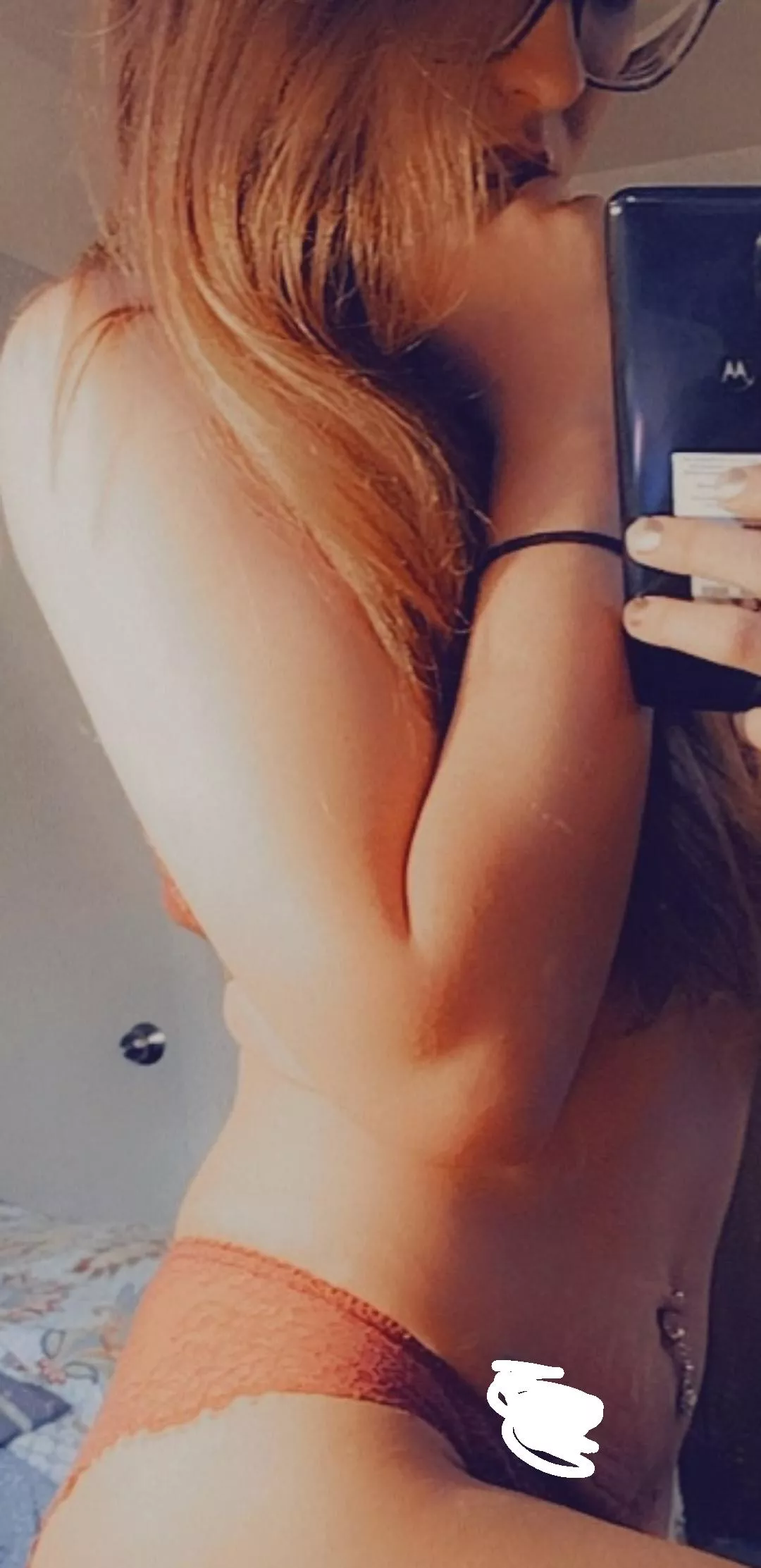 New here!! 💋 Looking to get some more interactions! Just created this page where you can get custom videos, pictures, we can text, snap, Kik, video chat, you name it I can do it! also get your own custom product! check me here- http://3lm.co/3dn2. Cus posted by InnocentSlut96