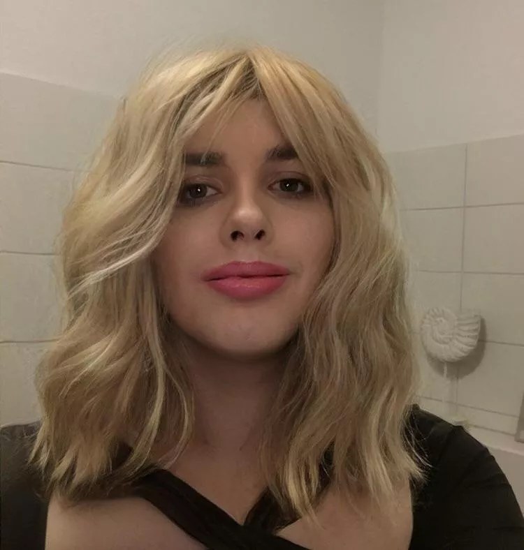 New into this sissy thing posted by SissySlutLaurax