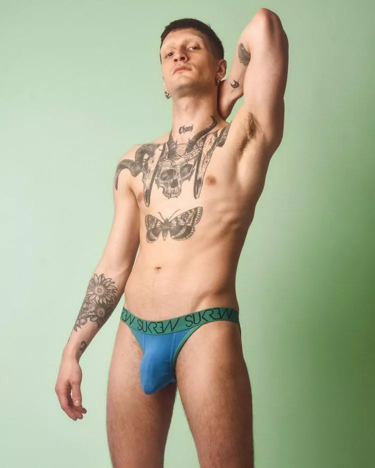 New jock! 😈 posted by Dantehasabig_