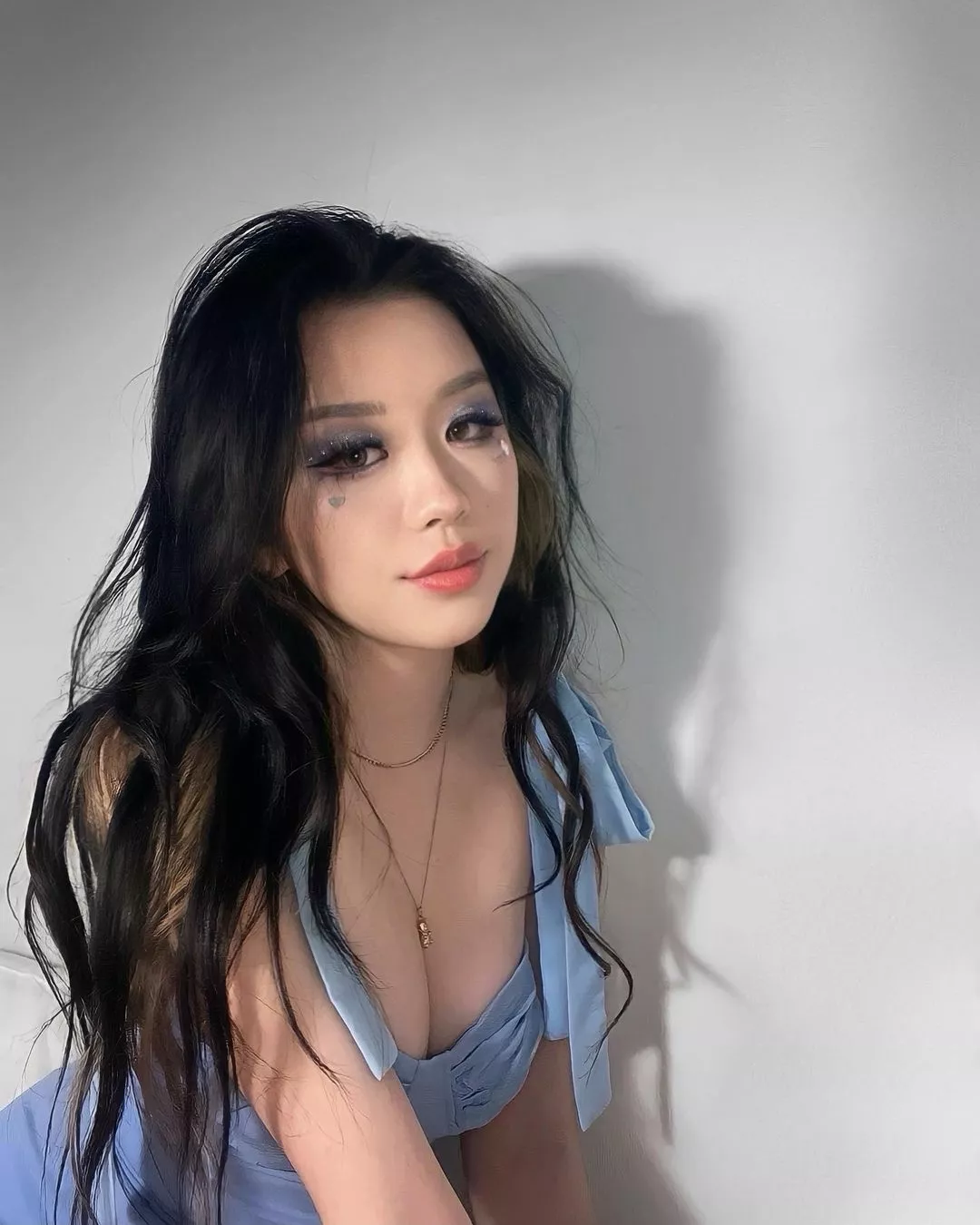 new look posted by WetAzzPuzzy