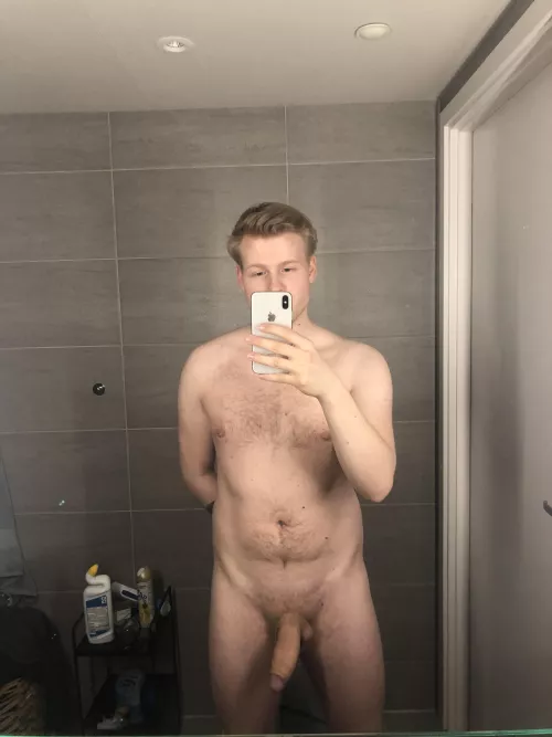 New morning, means new mirrior picture by Marco_jules