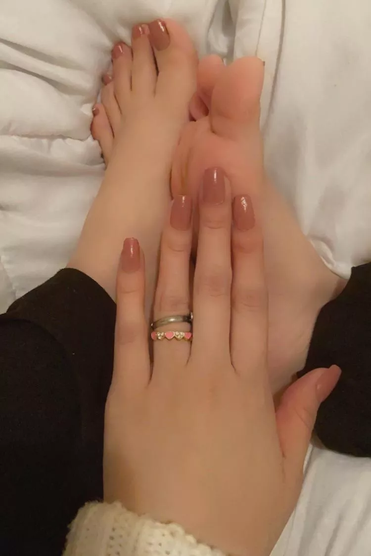 New nails 💅 posted by MICASATUNASA