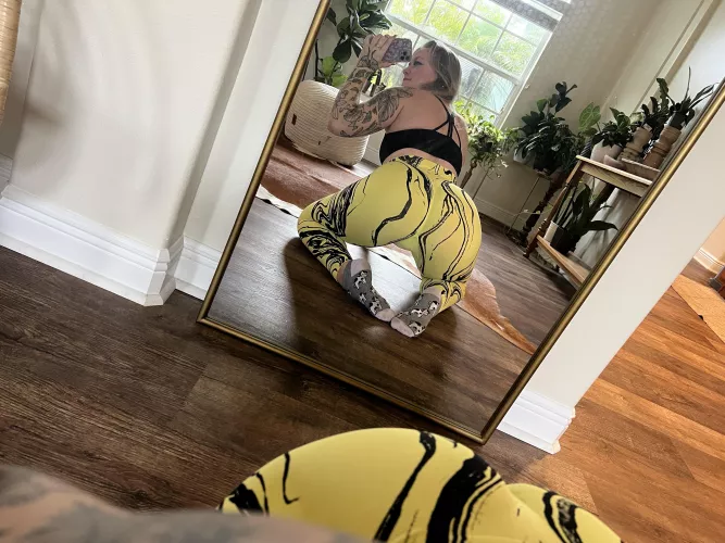 new pants, do you like them? by honeybunpeach