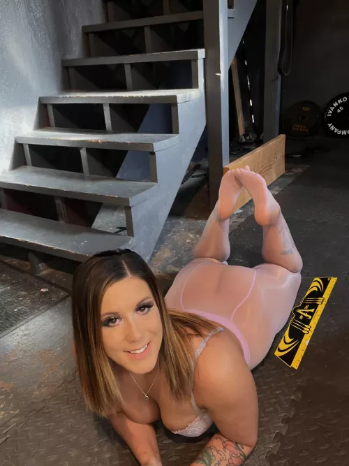 New purple pantyhose by Gracienextdoorx