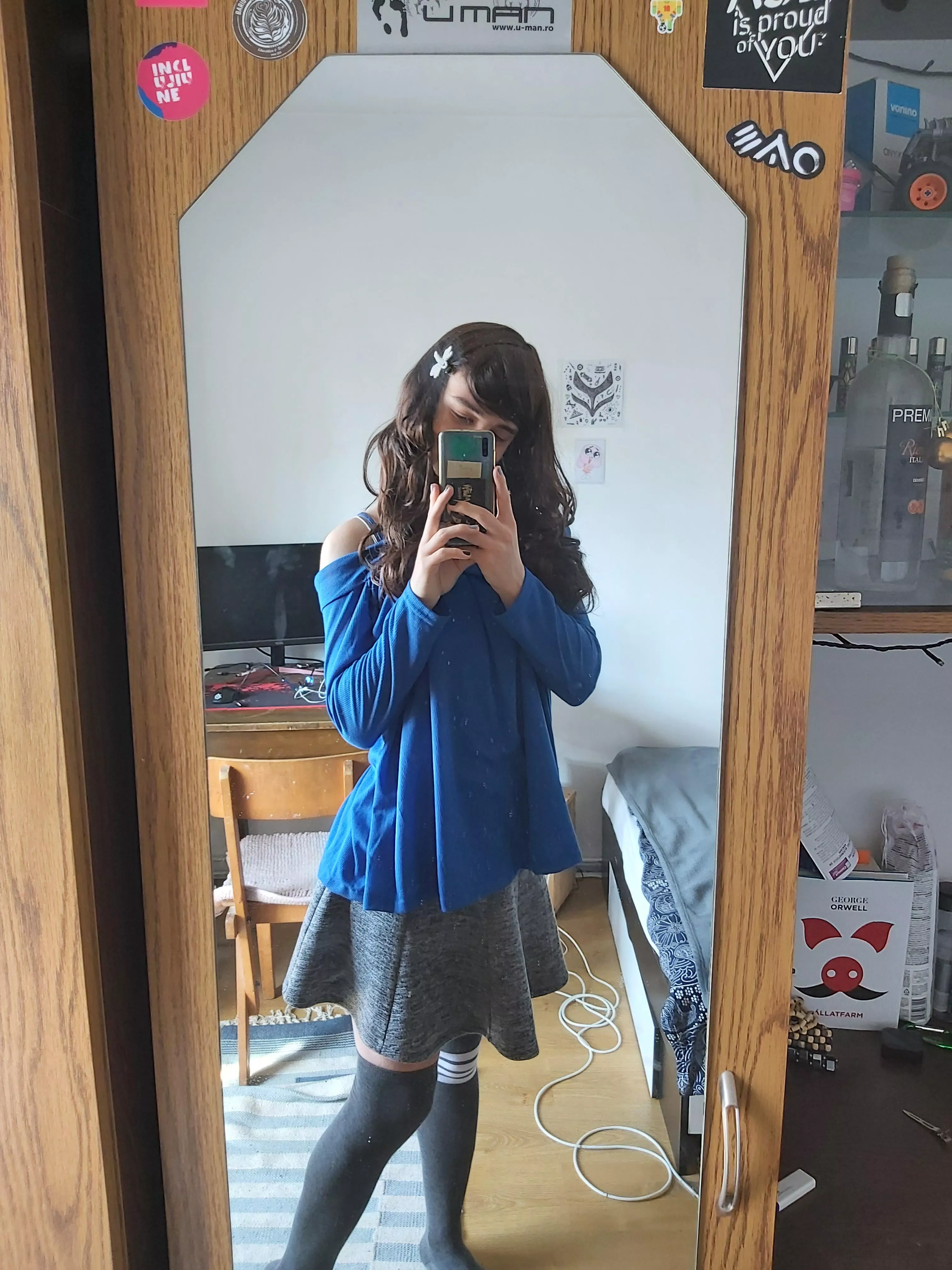 new tops 💙 posted by Tom3skkk