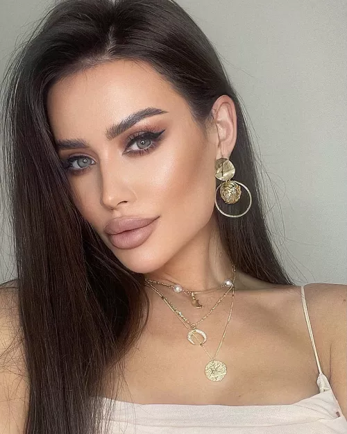 Nice Contouring by gooningaccount