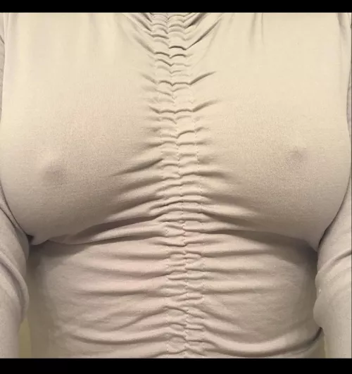 Nice day for the farmers market! See you there. by RositaParks