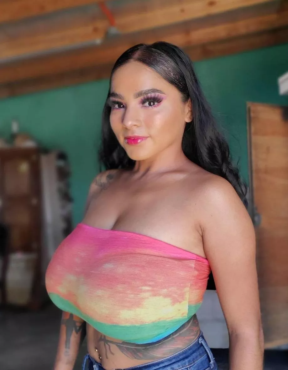 nice feather tat posted by Lev-Parnas