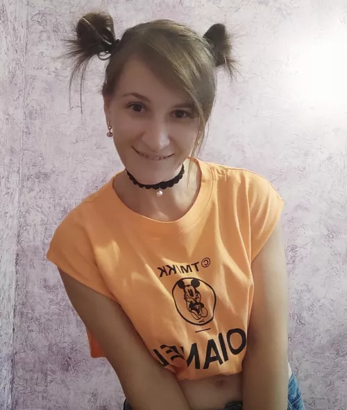 Nice pic?🥰🥰 by ValuableOk1