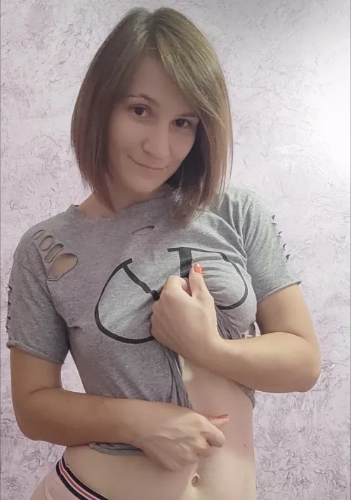 Nice pic? 💛💛 by ValuableOk1