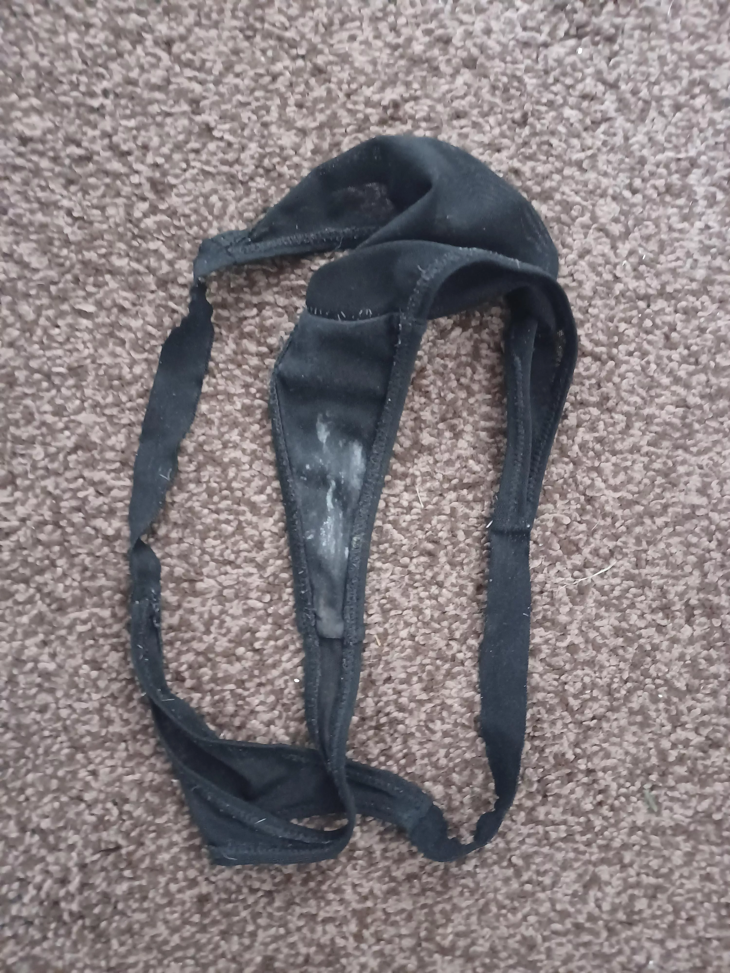 Nice pussy stained thong posted by Bigwazza12