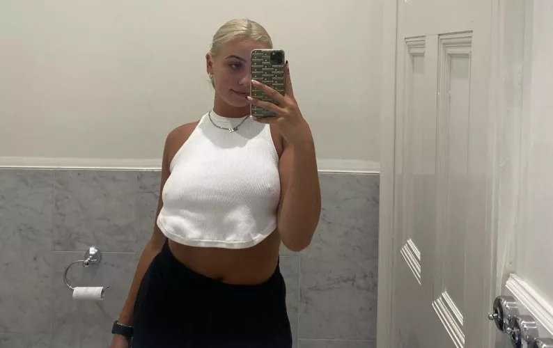 Nice try hiding that FAT RACK… by PumpForever