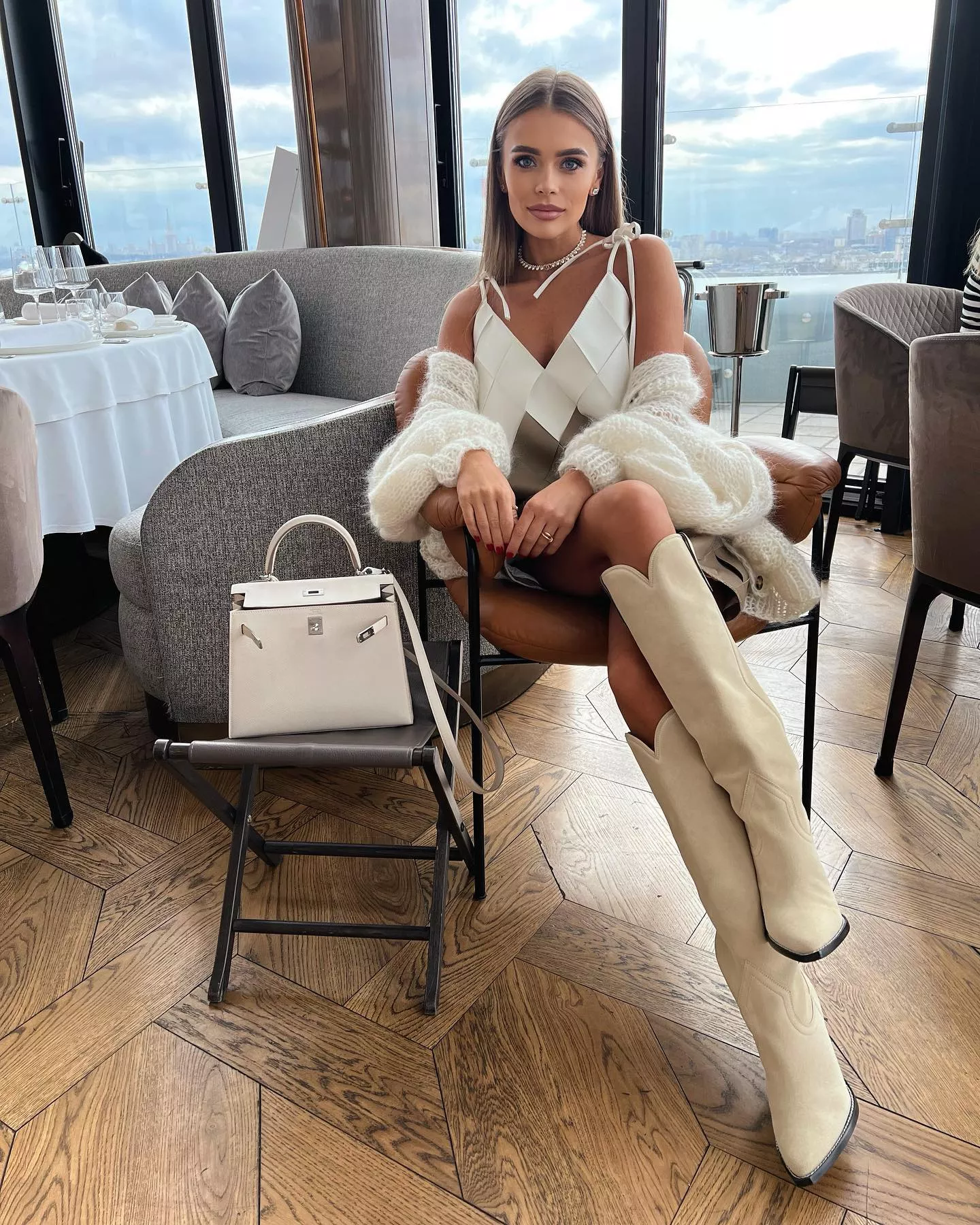 Nice View posted by gooningaccount